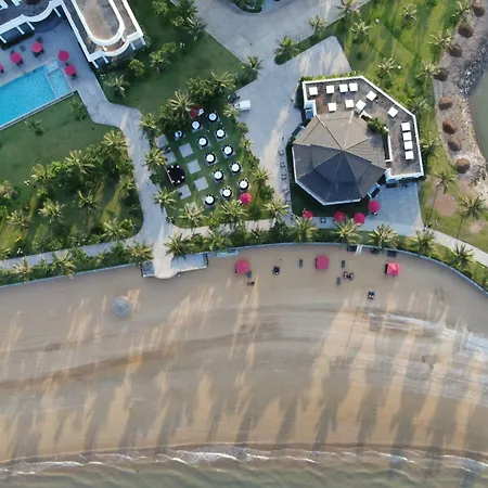 Paradise Suites Hotel